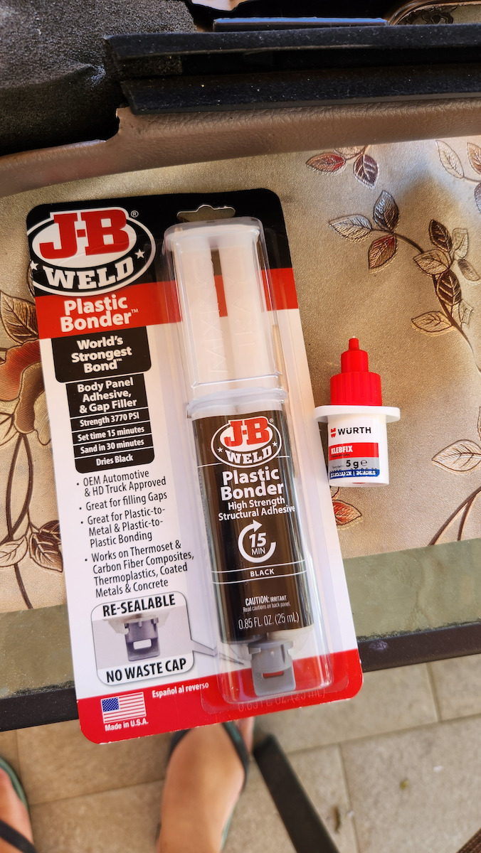 J-B WELD Plasticbonder™ Syringe Εποξική Πάστα Κόλλας Πλαστικών 2 Συστατικών Μαύρη 25ml
