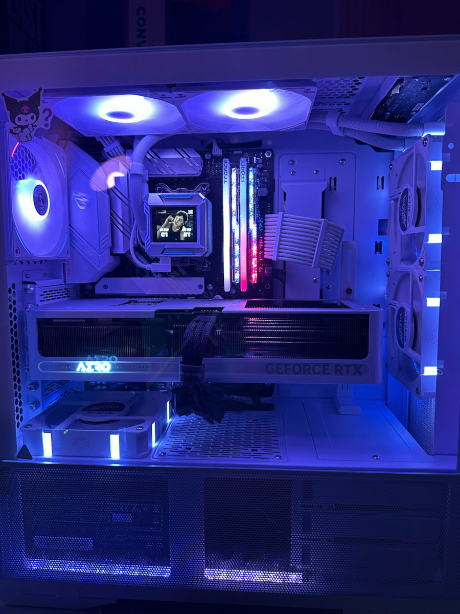 Gigabyte GeForce RTX 5070 Ti 16GB GDDR7 Aero OC Κάρτα Γραφικών