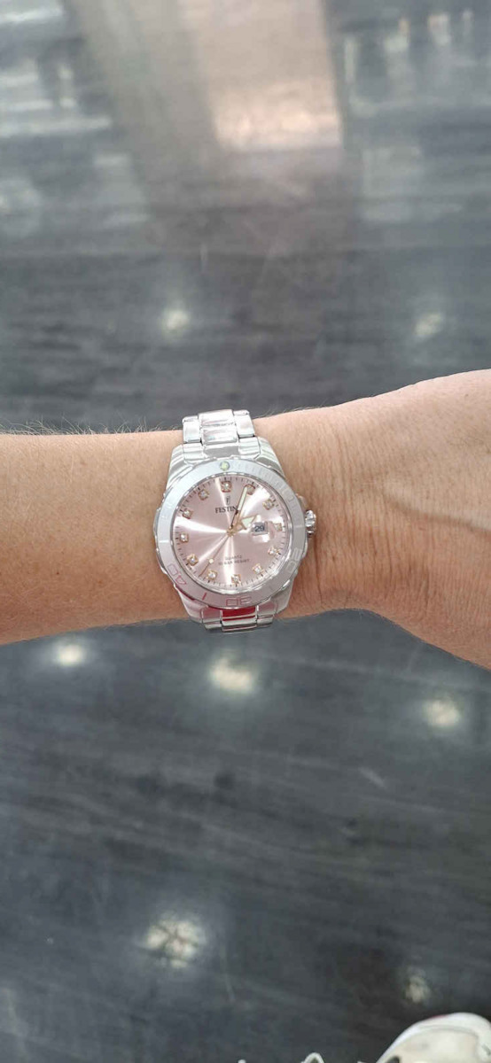 Festina Sport Γυναικείο Ρολόι 34mm Μπαταρίας με Ασημί Μεταλλικό Μπρασελέ