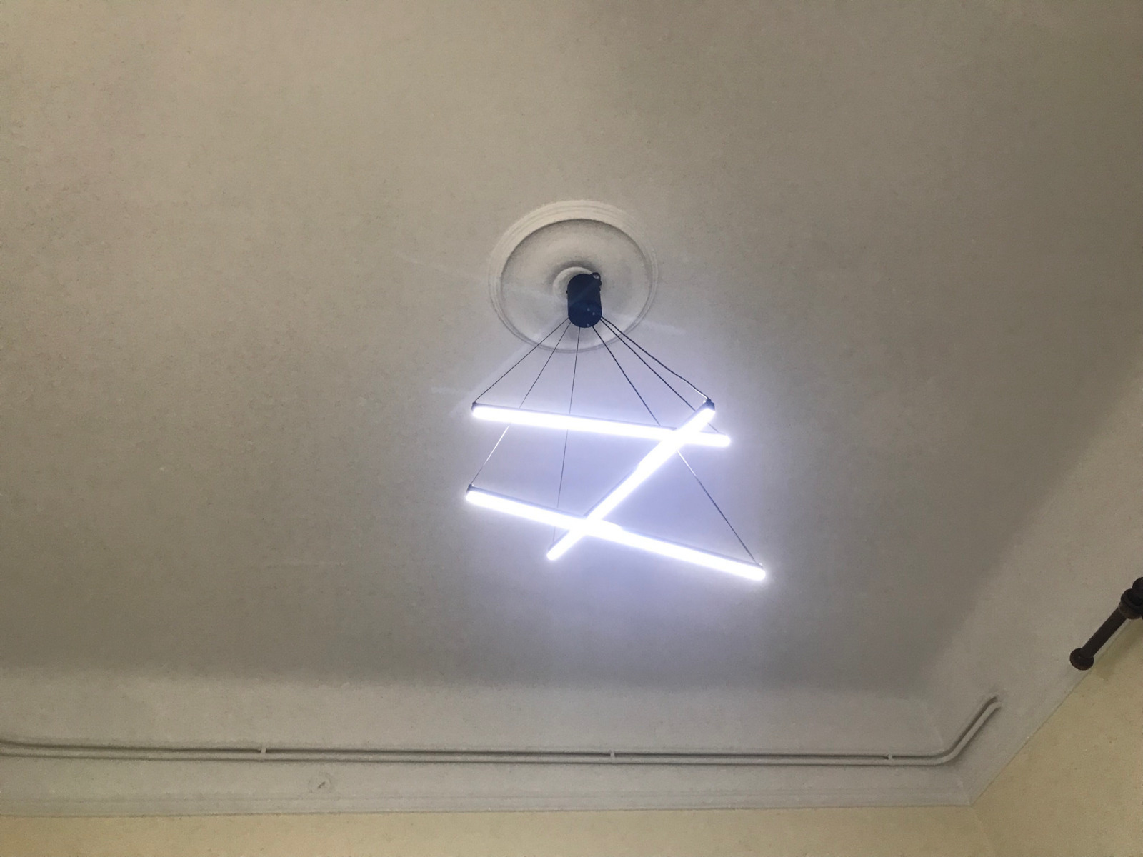 Home Lighting Lustră Negru LED cu Bianco reglabil Lumină 60x16x16cm.