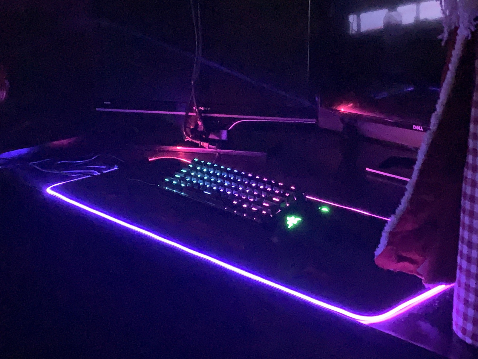 Aoas AOAS S4000 RGB Gaming Mouse Pad XXL (800mm) με RGB Φωτισμό Μαύρο S4000