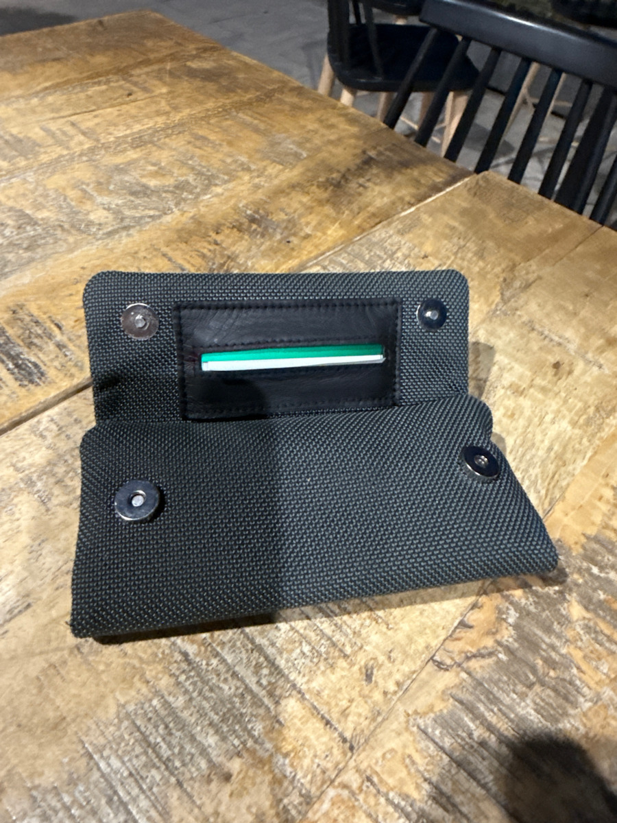 Mestango Cordura Pungă de tutun cu Închidere Magnetică 15.5x8cm.