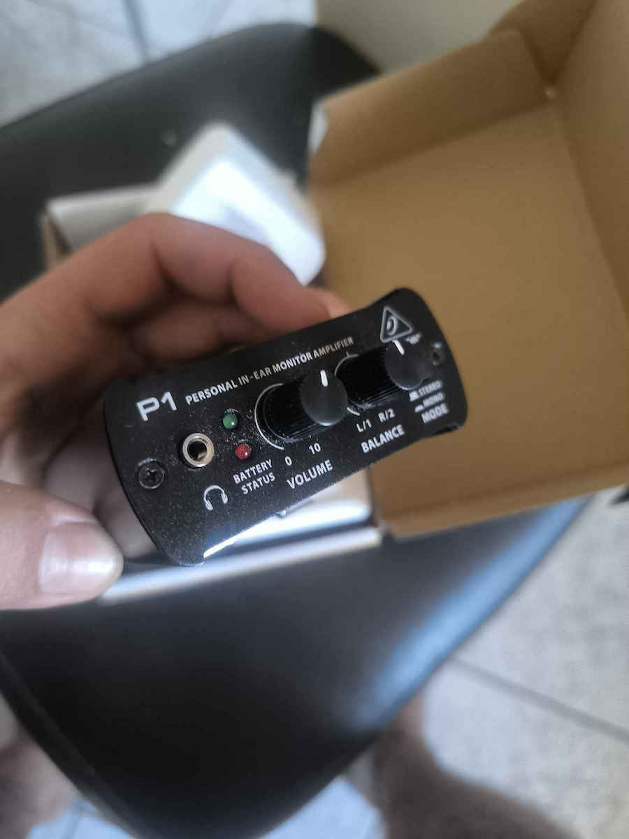 Behringer P1 Tragbar Analog Kopfhörerverstärker Einkanalig mit Jack 3.5mm