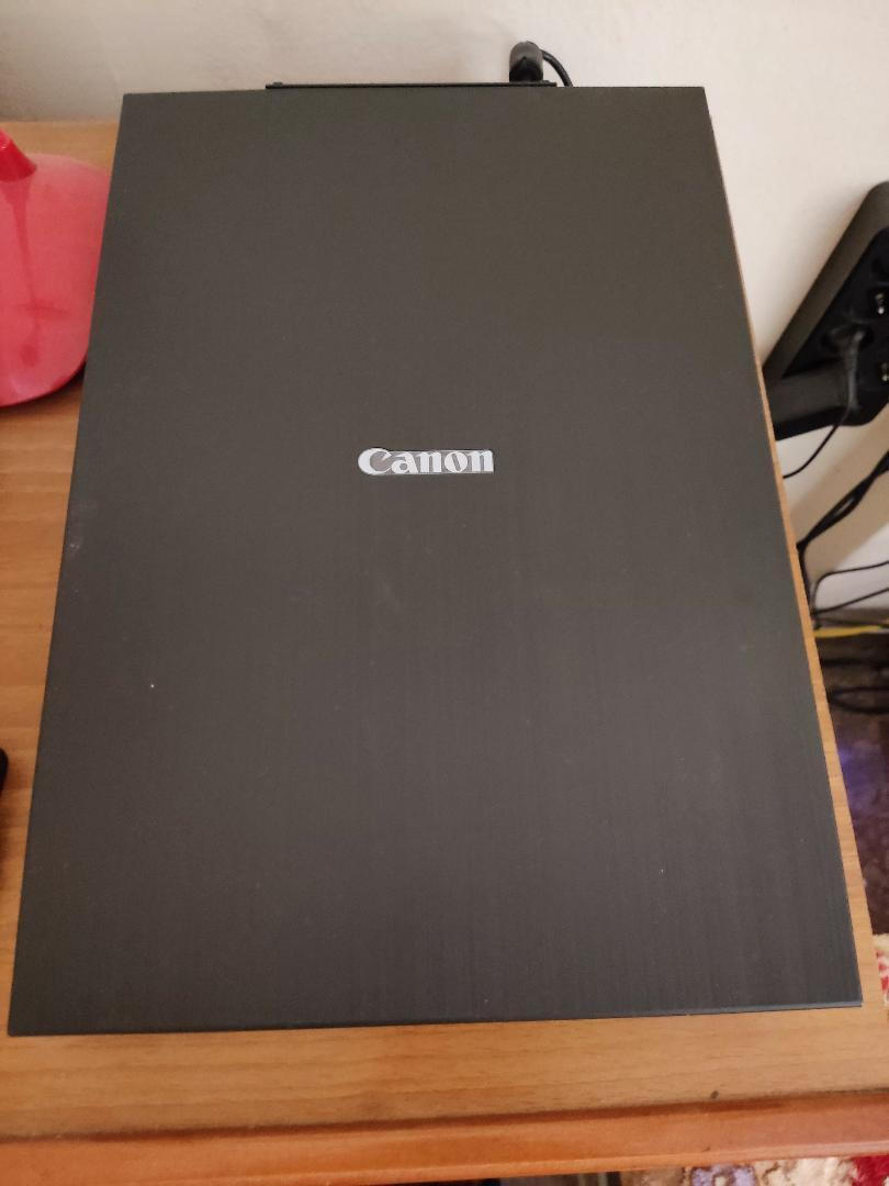 Canon CanoScan LiDE 300 Flatbed Scanner A4