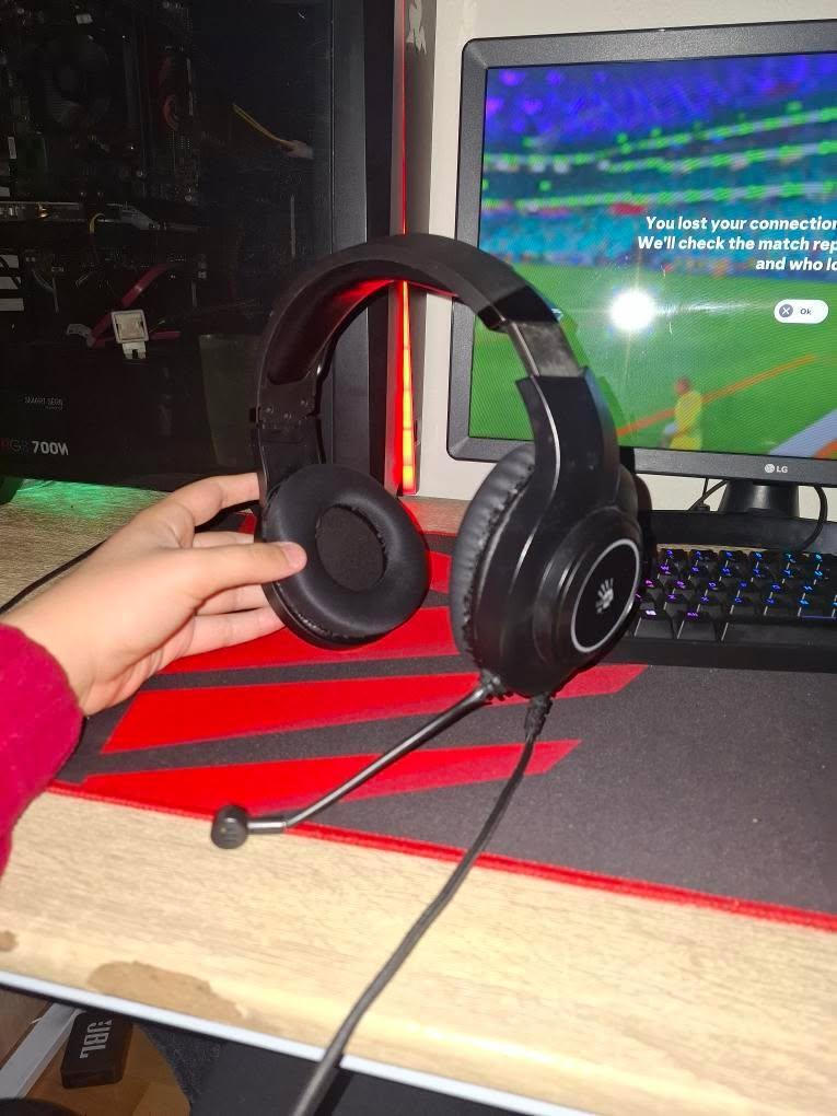 A4Tech G220 Over Ear Gaming Headset με σύνδεση 3.5mm