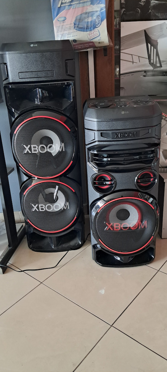 LG Karaoke Speaker RNC7 806087088359 in Black Color - Main Image