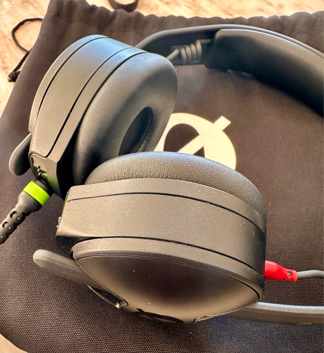 Rode NTH-50 On Ear Multimedia Headphone with Microphone