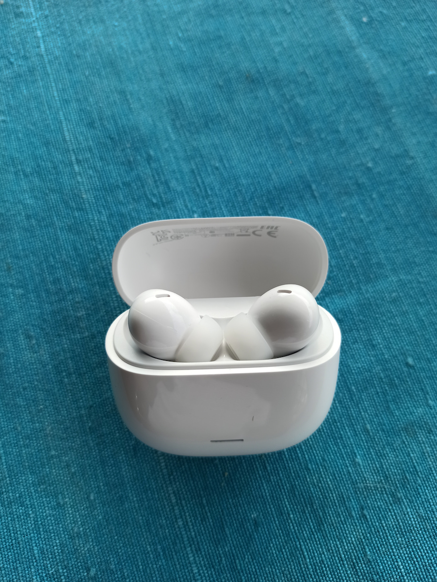 Xiaomi Redmi Buds 6 Lite Bluetooth-Freisprecheinrichtung Kopfhörer mit Schweißresistenz und Ladeetui Schwarz