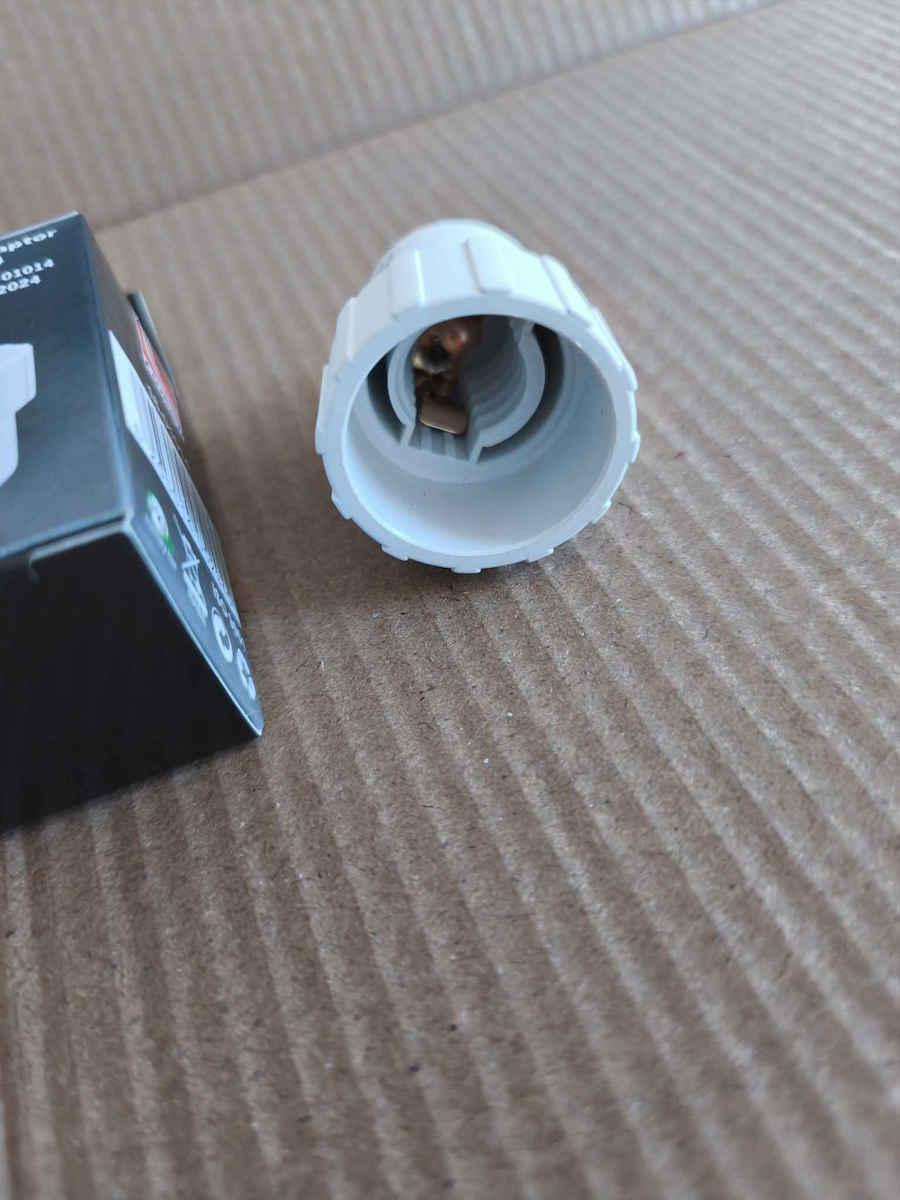 Adeleq Socket Adapter from GU10 to E14 in White color Set 1pcs 16-01014