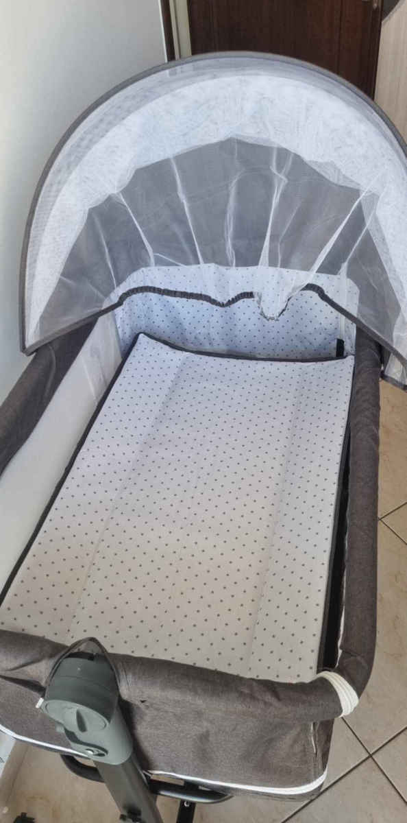 Cradle-Park with Mattress, Side Opening, and Wheels Gray