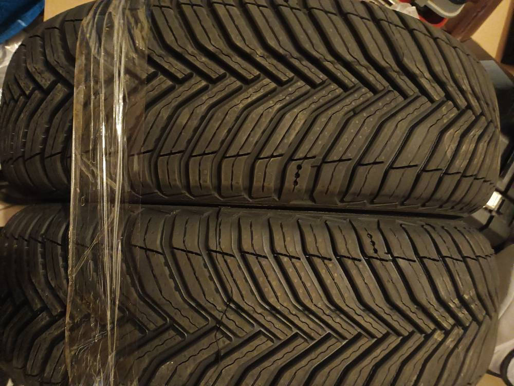 Michelin CrossClimate 2 185/65R15 88H M+S 3PMSF Λάστιχο 4 Εποχών για Επιβατικό Αυτοκίνητο
