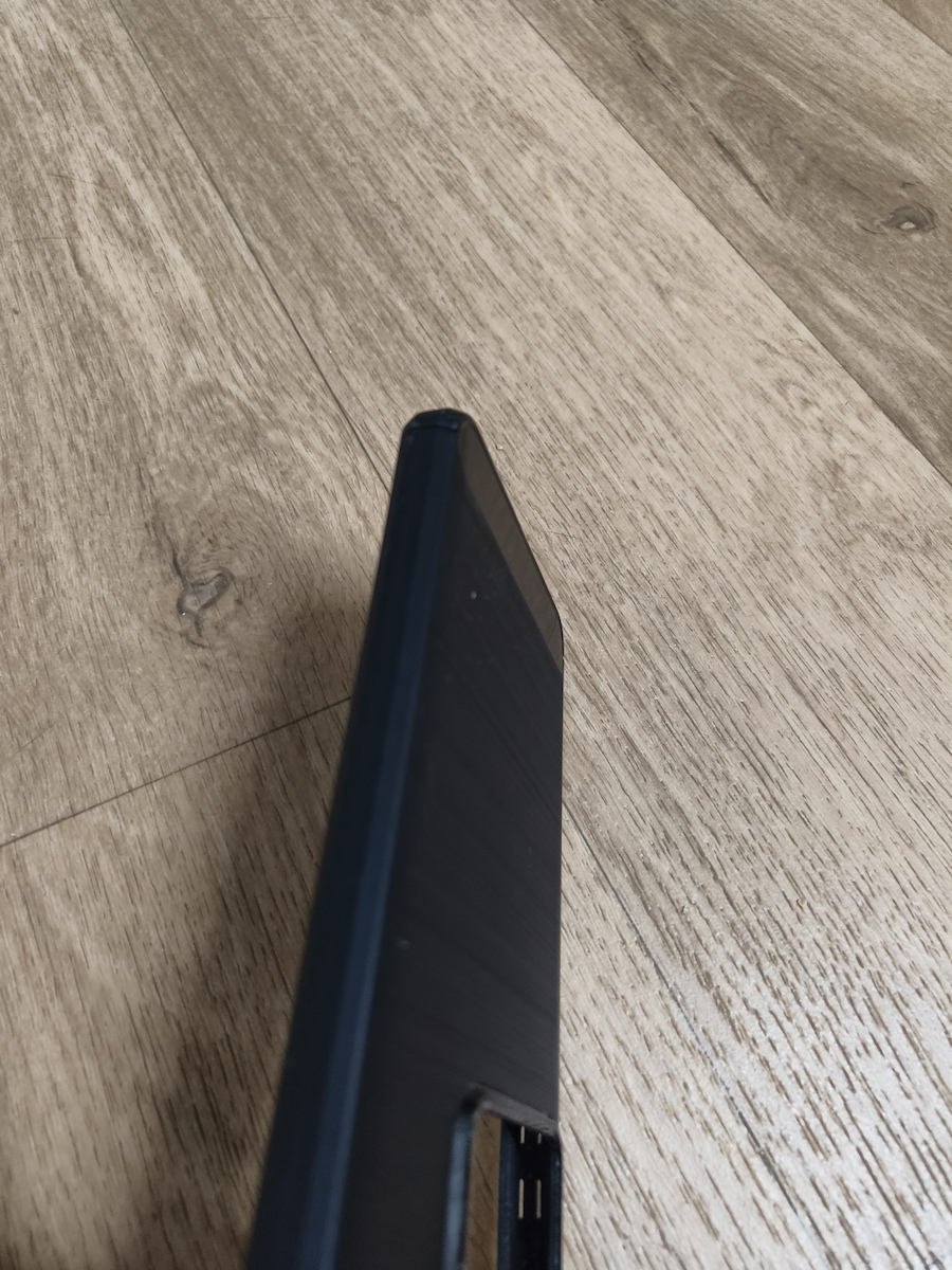 Techsuit Carbon Umschlag Rückseite Silikon / Kunststoff Schwarz (Realme GT 7)
