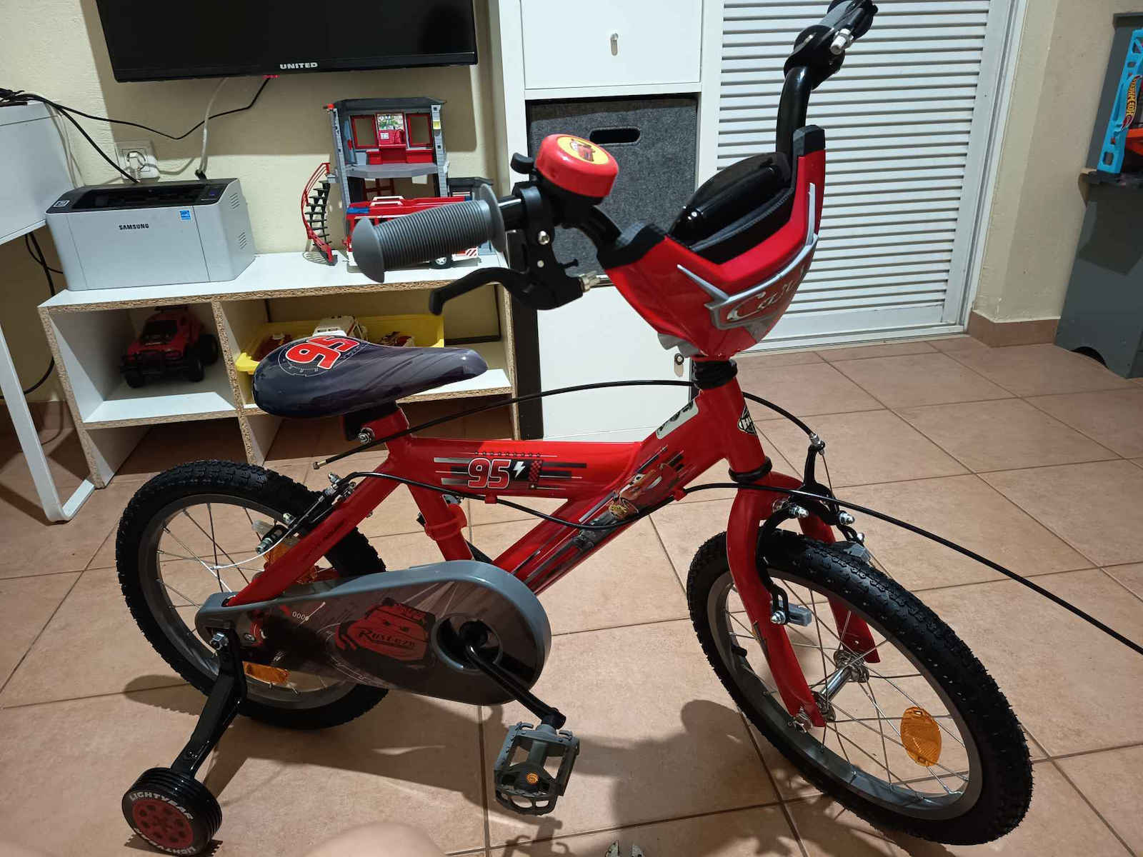 Huffy Cars 16" Παιδικό Ποδήλατo BMX Κόκκινο