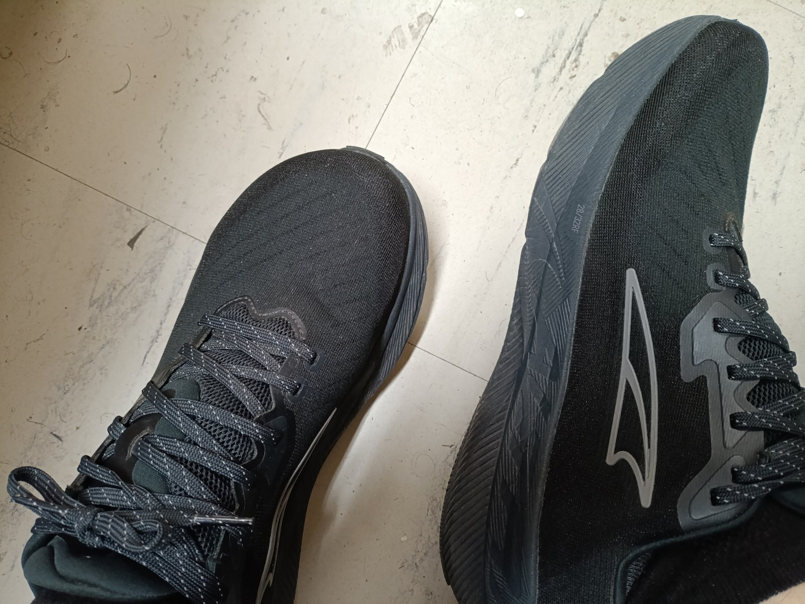 Experience Flow Sport Shoes Running Black / White