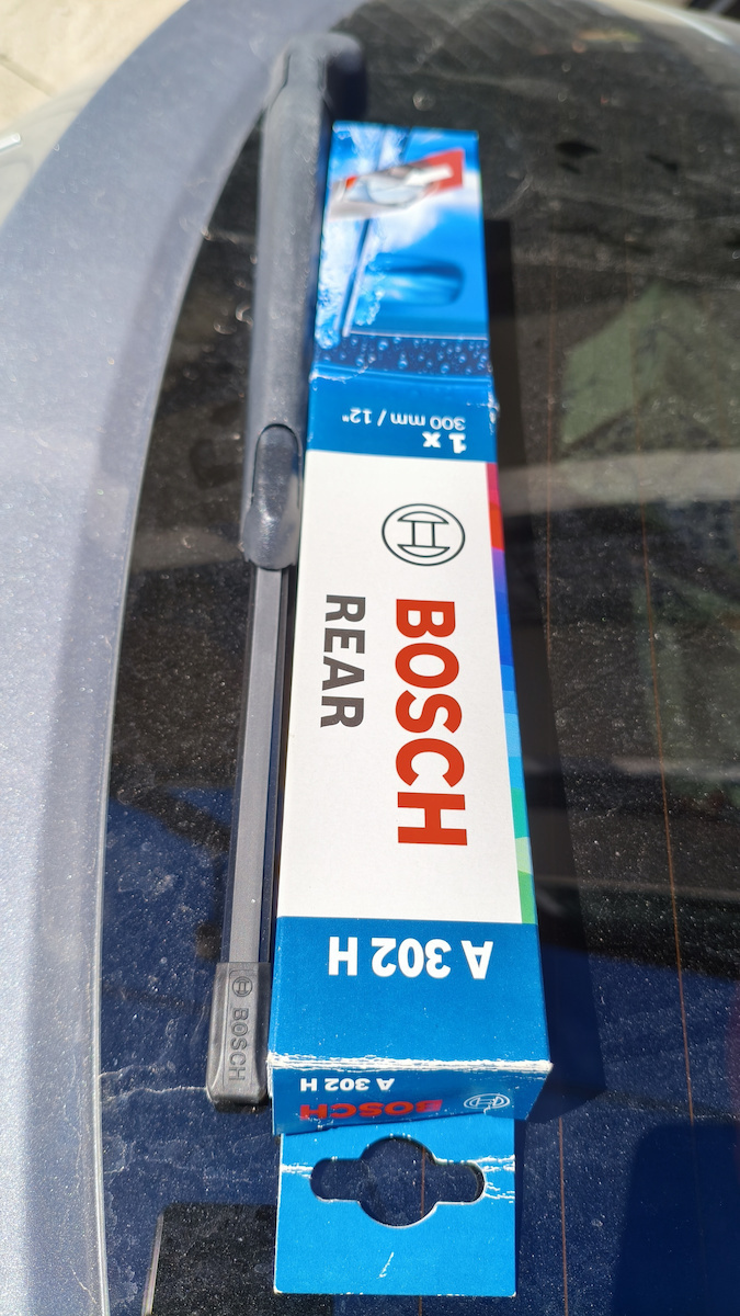 Bosch A302H Universal