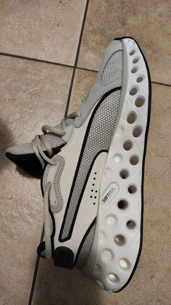 Softride Frequence Sport Shoes Running Black