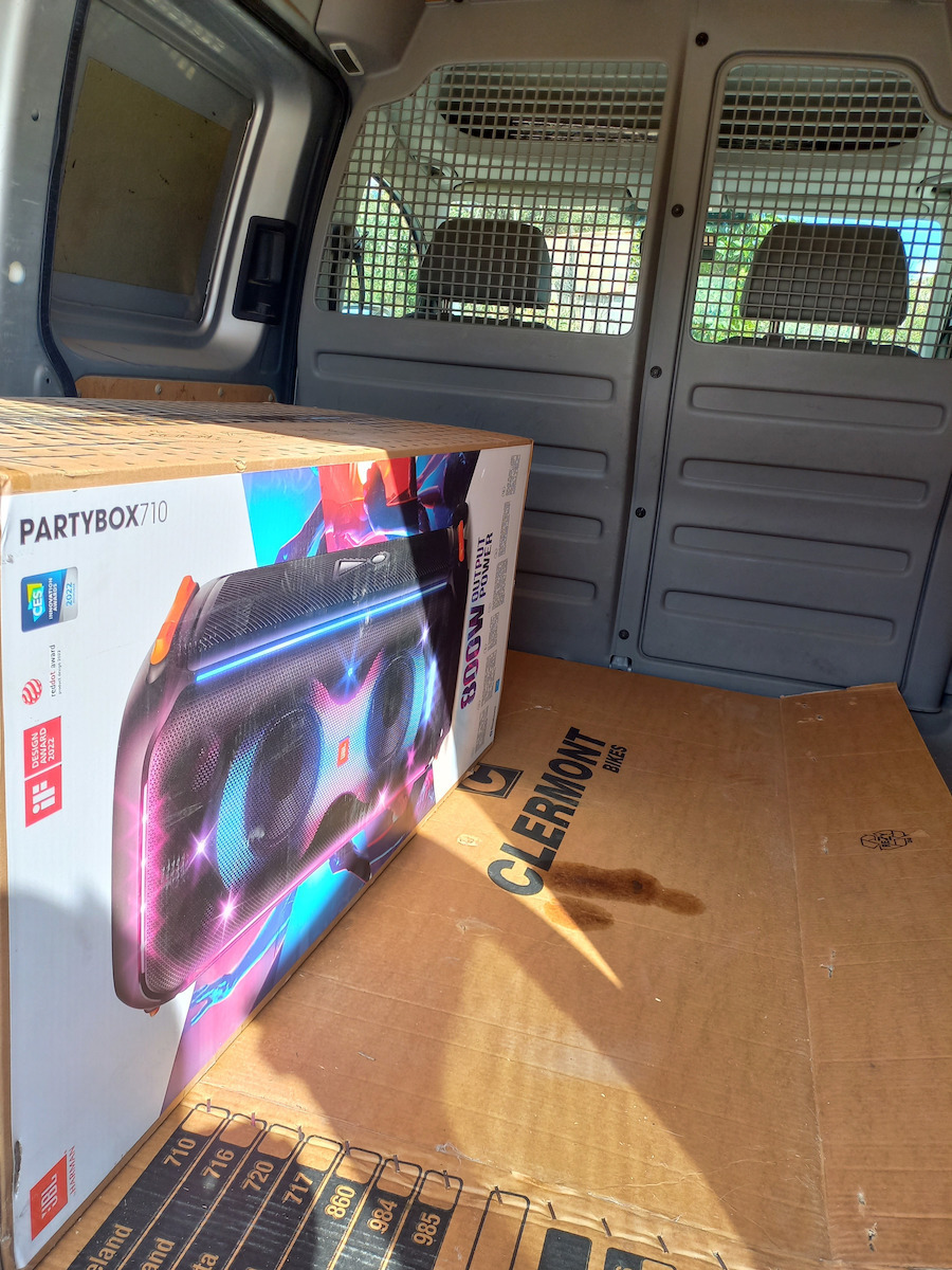 JBL JBL Partybox 710 Schwarz