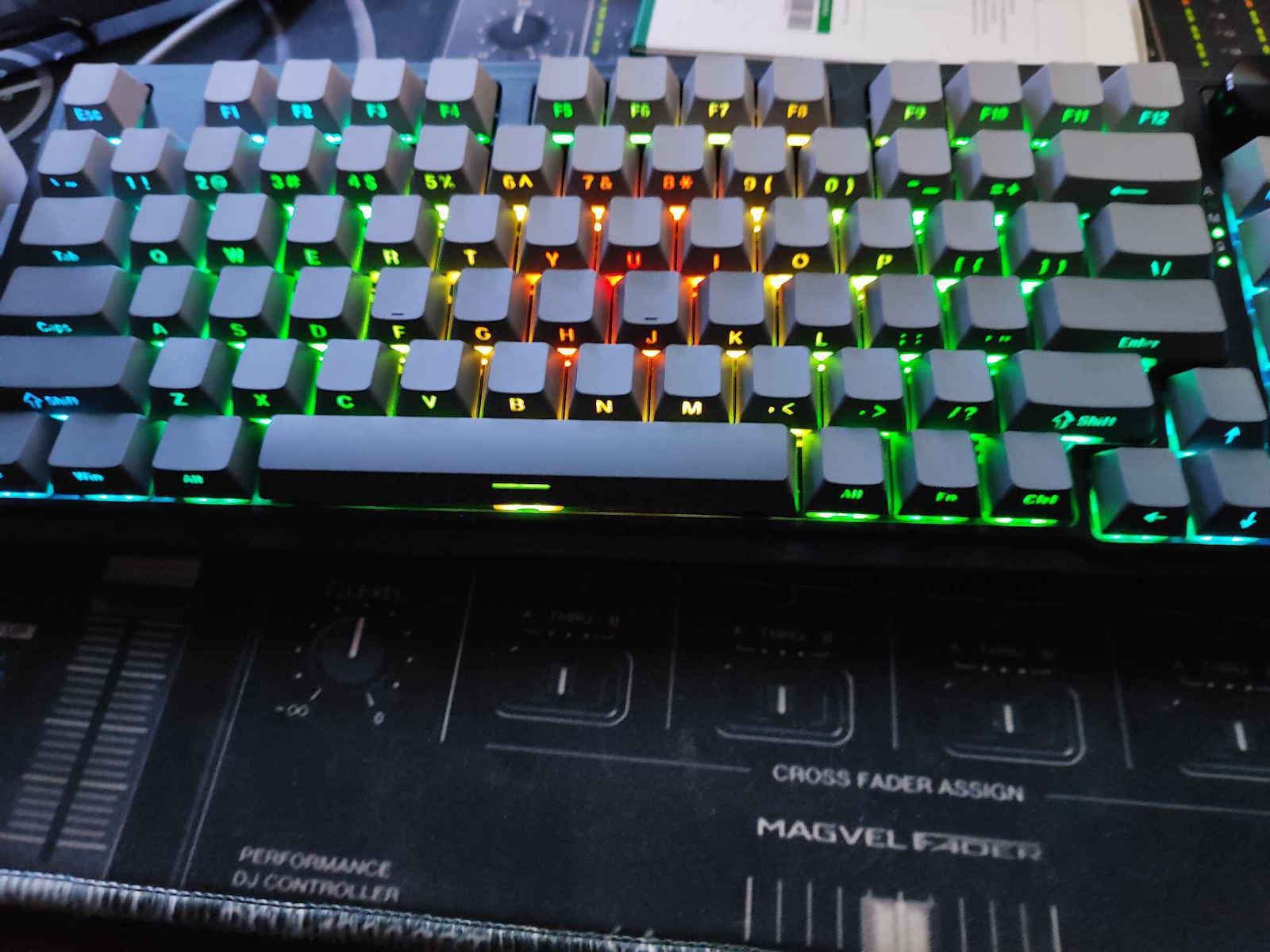 Redragon K673SP-RGB-PRO Wireless Gaming Mechanical Keyboard 65% with RGB lighting (English US)