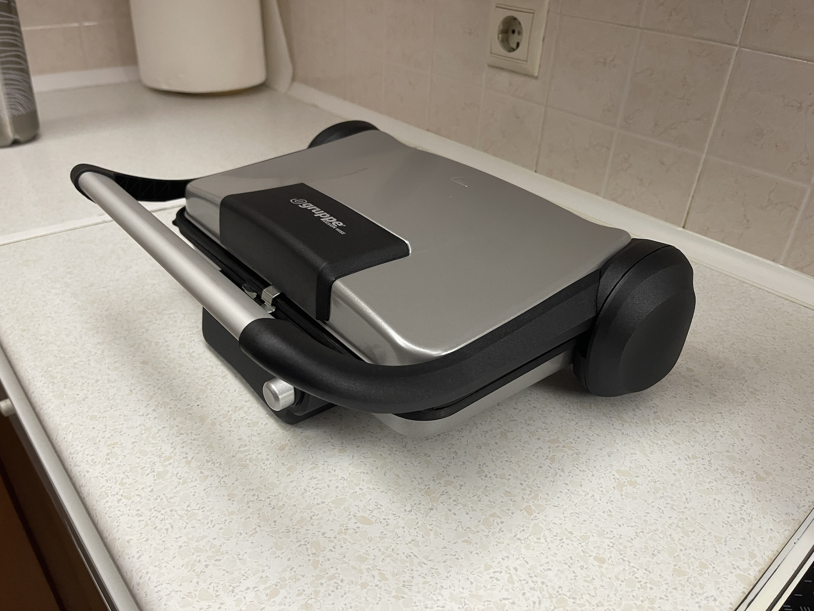 Gruppe T38 Sandwichmaker Grill mit Abnehmbaren Platten 1800W Schwarz