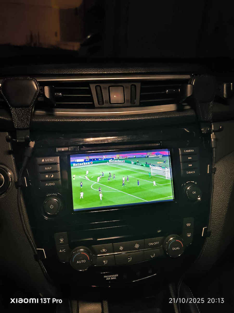 Безжичен Адаптер Carlinkit Tbox Plus Led 4g/64g Apple Carplay Android Auto Черен
