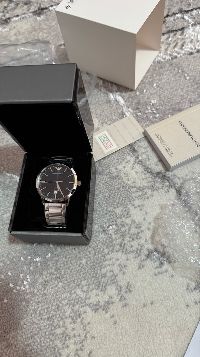 Emporio Armani Ruggero Men's Watch 43mm Battery with Silver Metal Bracelet