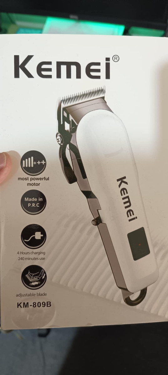Kemei Επαναφορτιζόμενη Κουρευτική Μηχανή Λευκή KM-809B