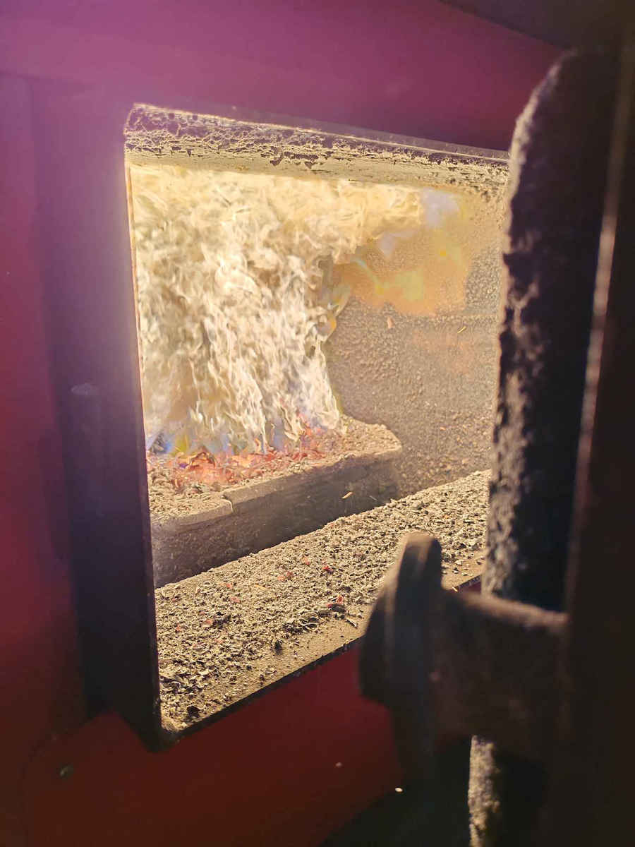 Werstahl Hercules HS40 Boiler Pellet / pentru / lemn / Biomasa cu arzător 40000kcal/h