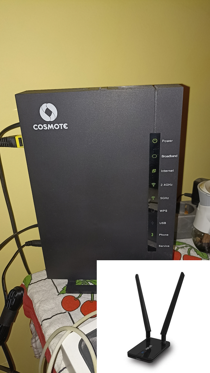 Asus USB-AC58 USB Network Adapter with Wireless Wi-Fi Connection 1300Mbps and Detachable Antenna