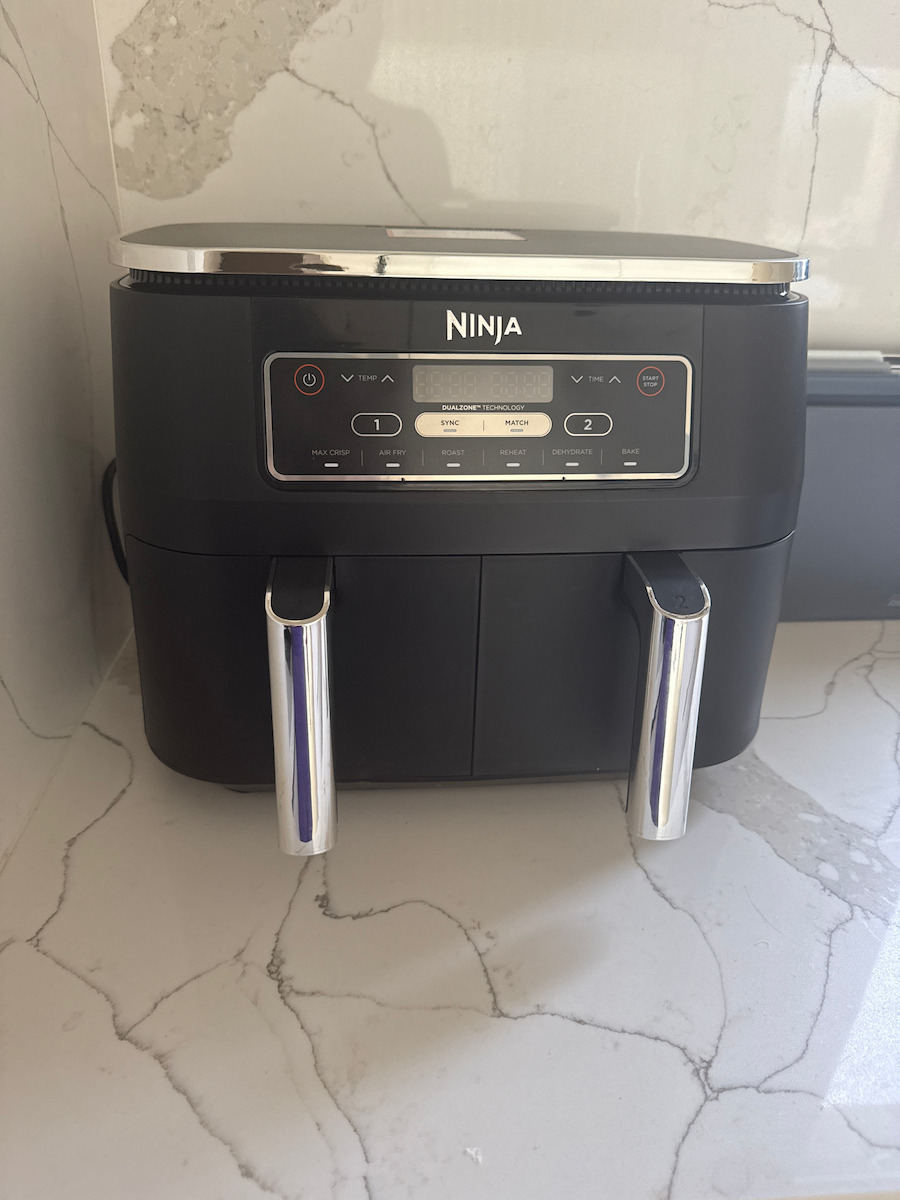 Ninja Foodi Max Dual Zone Air Fryer with Double Detachable Bucket 7.6lt Black