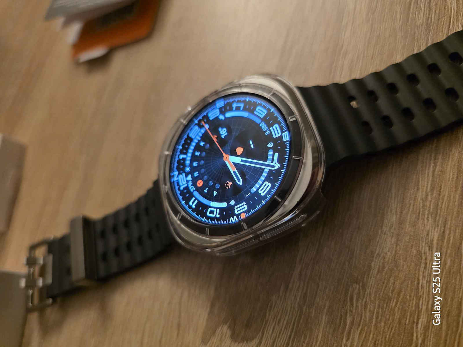 Samsung Galaxy Watch Ultra (2025) Titanium 47mm Waterproof with eSIM and Heart Rate Monitor (Gray)