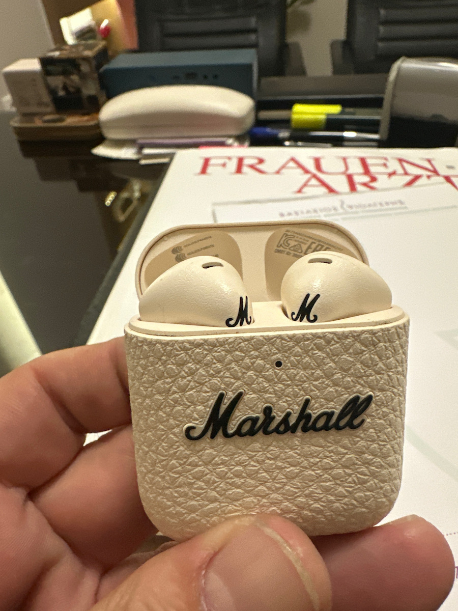 Marshall Minor IV Earbud Bluetooth Handsfree Ακουστικά με Αντοχή στον Ιδρώτα και Θήκη Φόρτισης Μαύρα