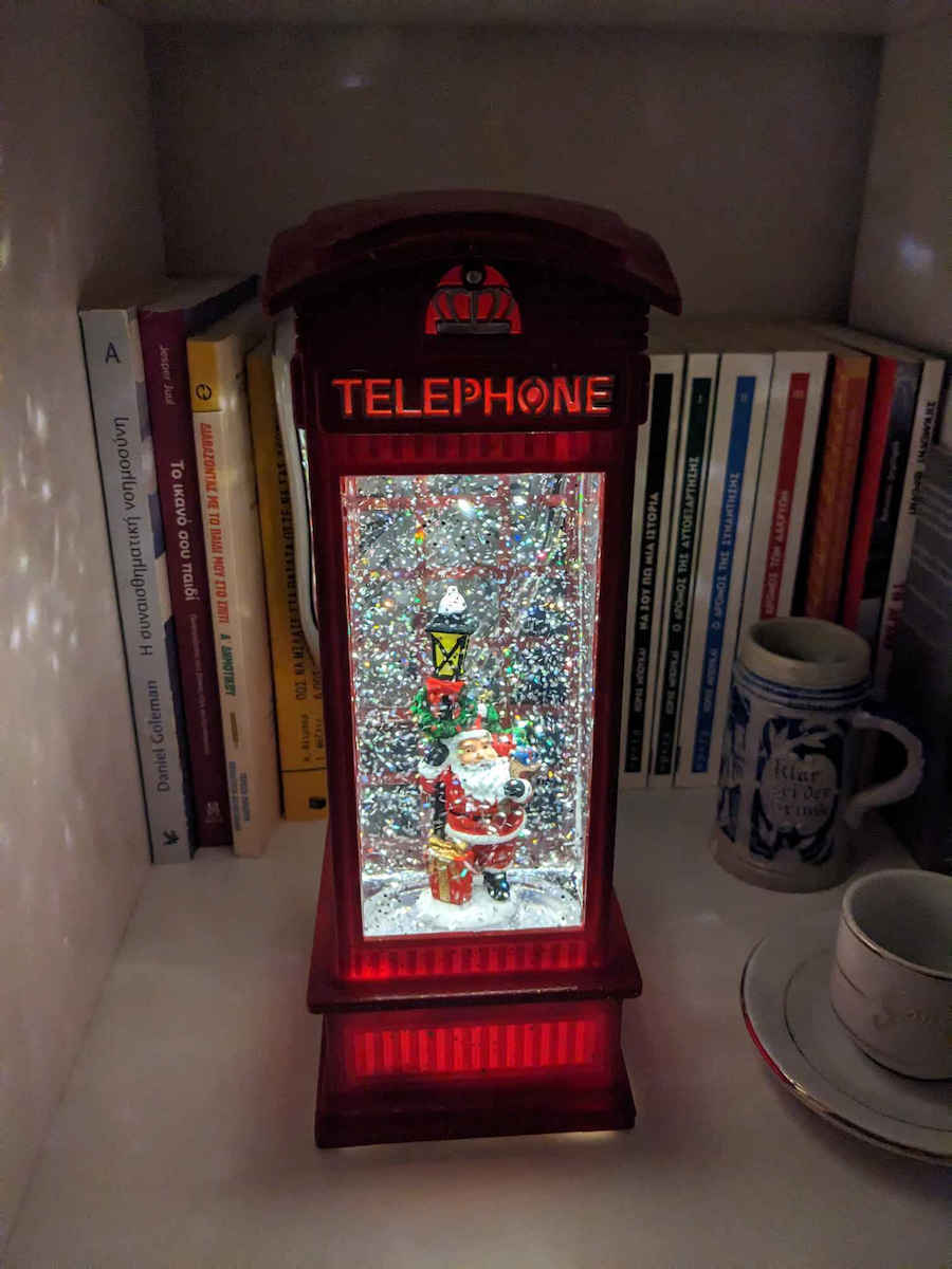Christmas Decorative Lighted Telephone Booth with Santa Claus 25cm Telephone Chamber with Santa Claus