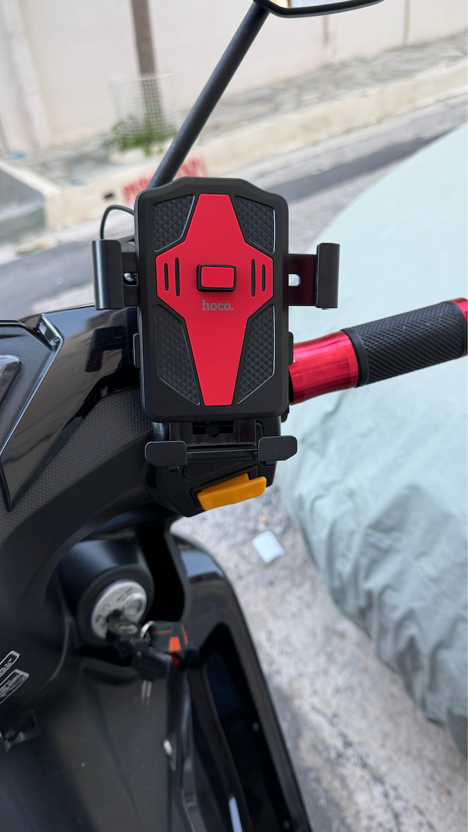 Hoco CA73 Mount Motorcycle with Adjustable Arm 4.5-7.2" for Steering Wheel