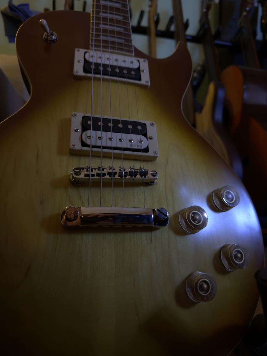 Cort Electric Guitar 6 Strings with HH Pickups Arrangement Burst