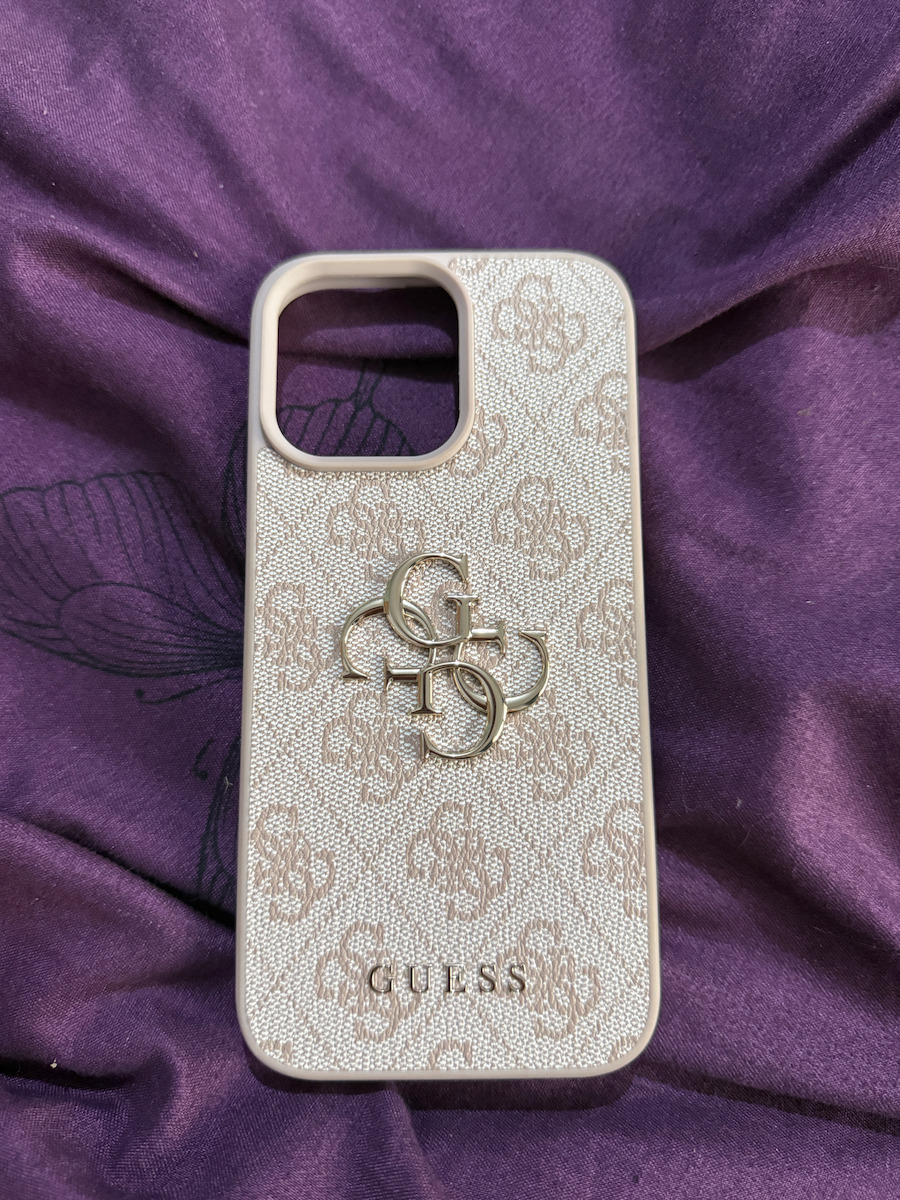 Guess Logo Back Cover Δερματίνης Μαύρο (iPhone 16 Pro Max)