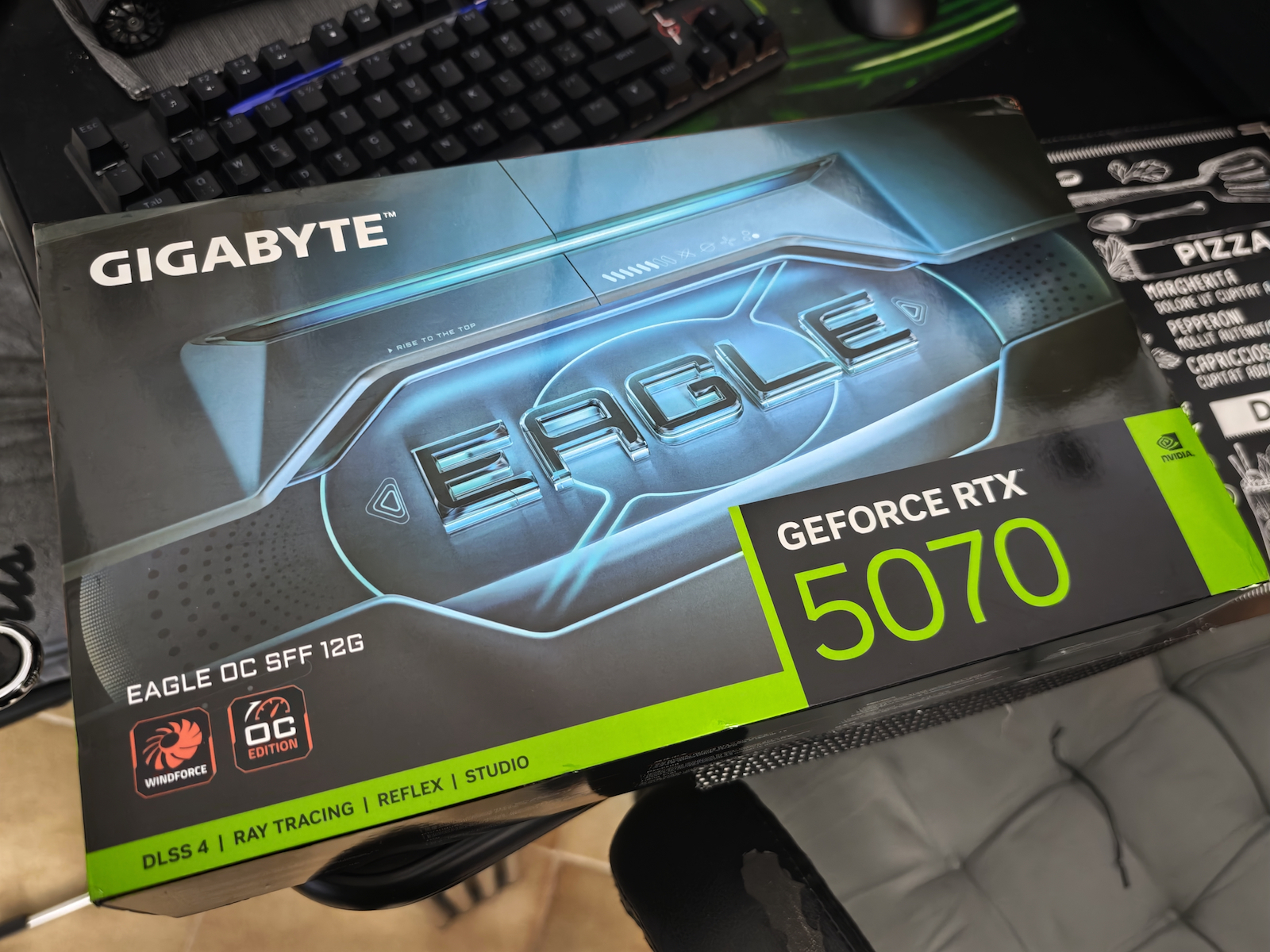 Gigabyte GeForce RTX 5070 12GB GDDR7 EAGLE OC SFF 12G Κάρτα Γραφικών
