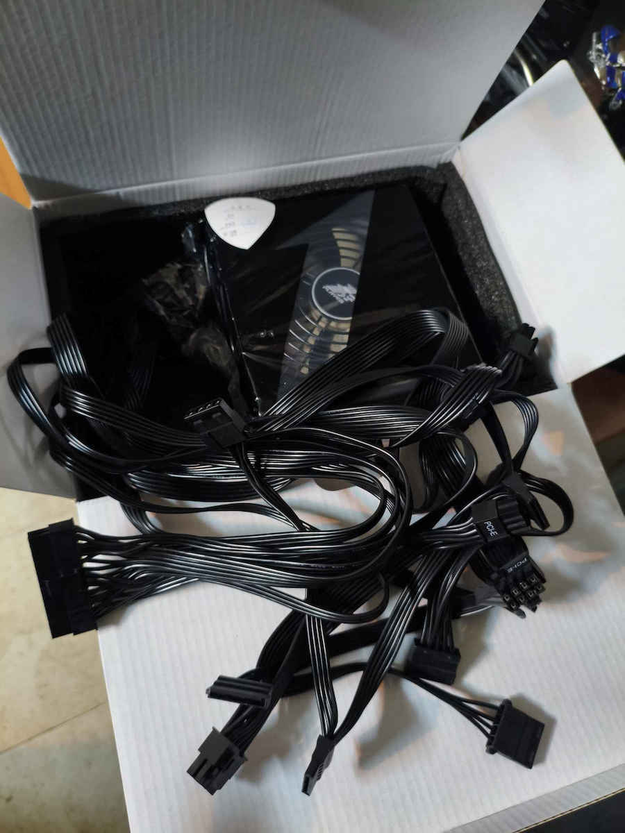 1STPLAYER 700W Μαύρο Τροφοδοτικό Υπολογιστή Full Wired 80 Plus Bronze