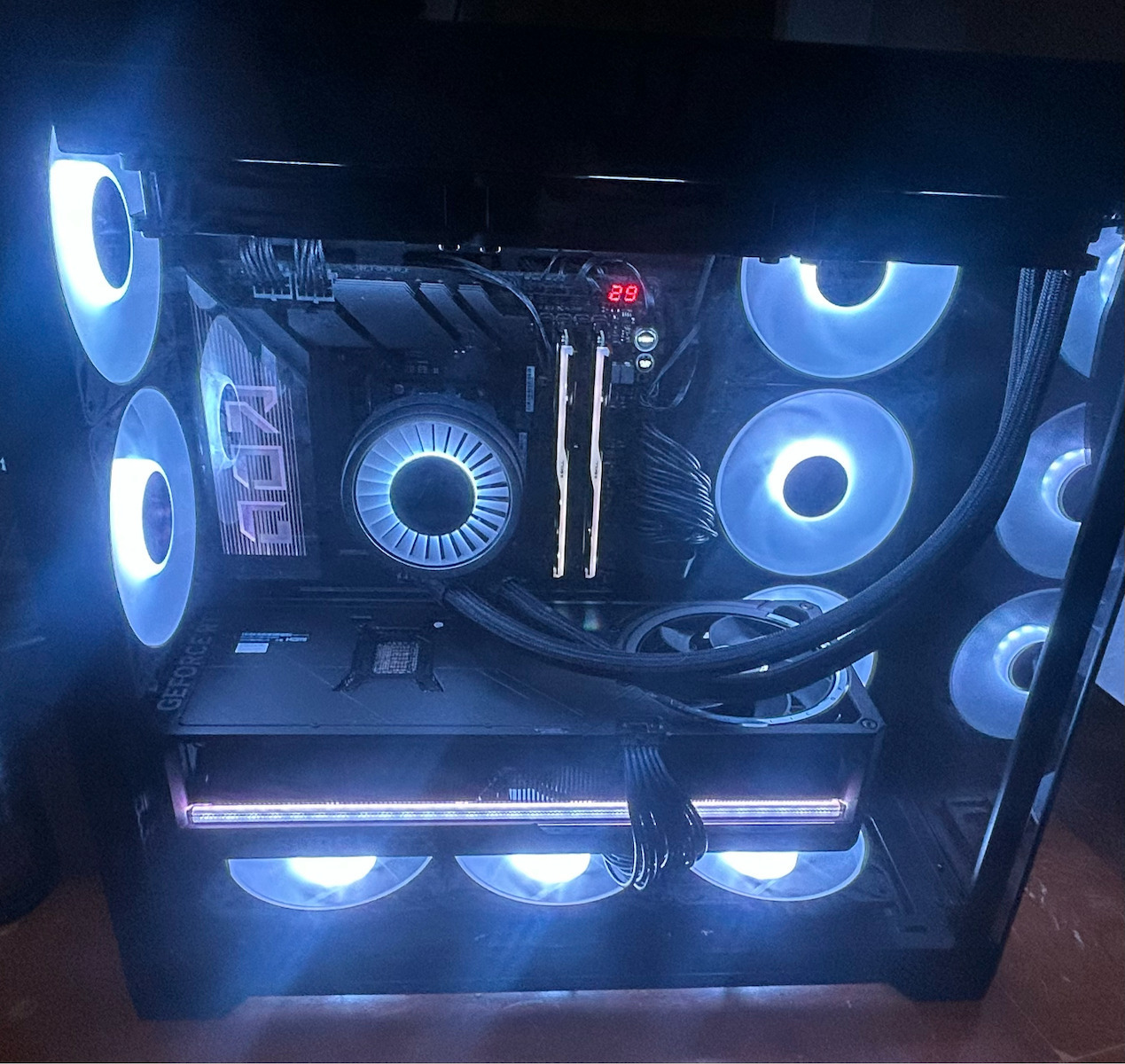 Asus ROG CROSSHAIR X870E HERO Wi-Fi Motherboard ATX with AMD AM5 Socket