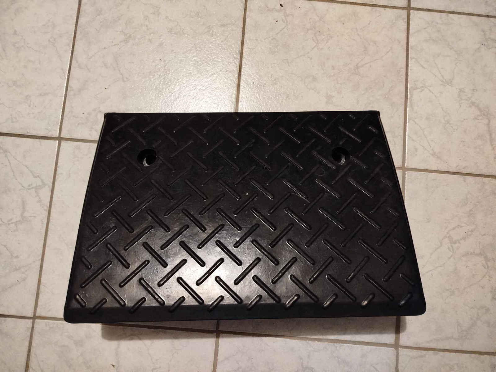Bormann Pro Bpp2499 Parking Ramp Pavement M48xw32xh13cm Rubber Black 20tons