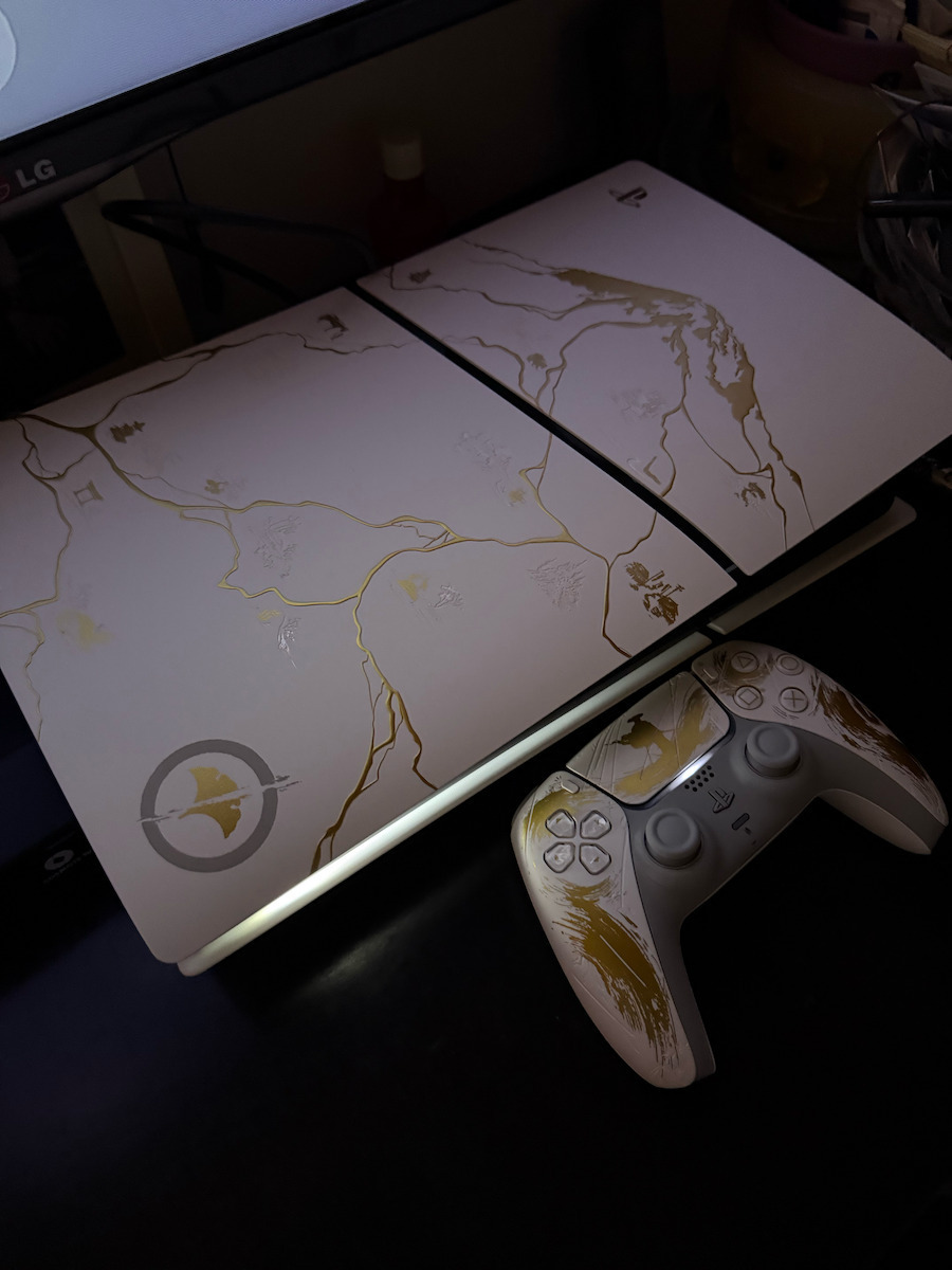 Sony PlayStation 5 Slim 1TB Ghost of Yotei Limited Edition (Official Bundle)