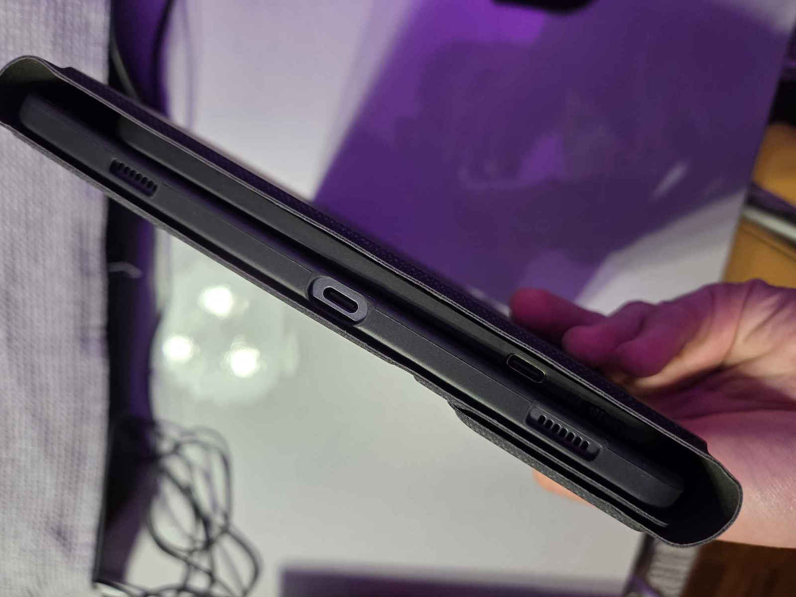 Dux Ducis Flip Cover cu Tastatură în Engleză SUA Negra (Galaxy Tab S9 / Galaxy Tab S9 FE / Galaxy Tab S10 FE / Galaxy Tab S10 Lite) 034497