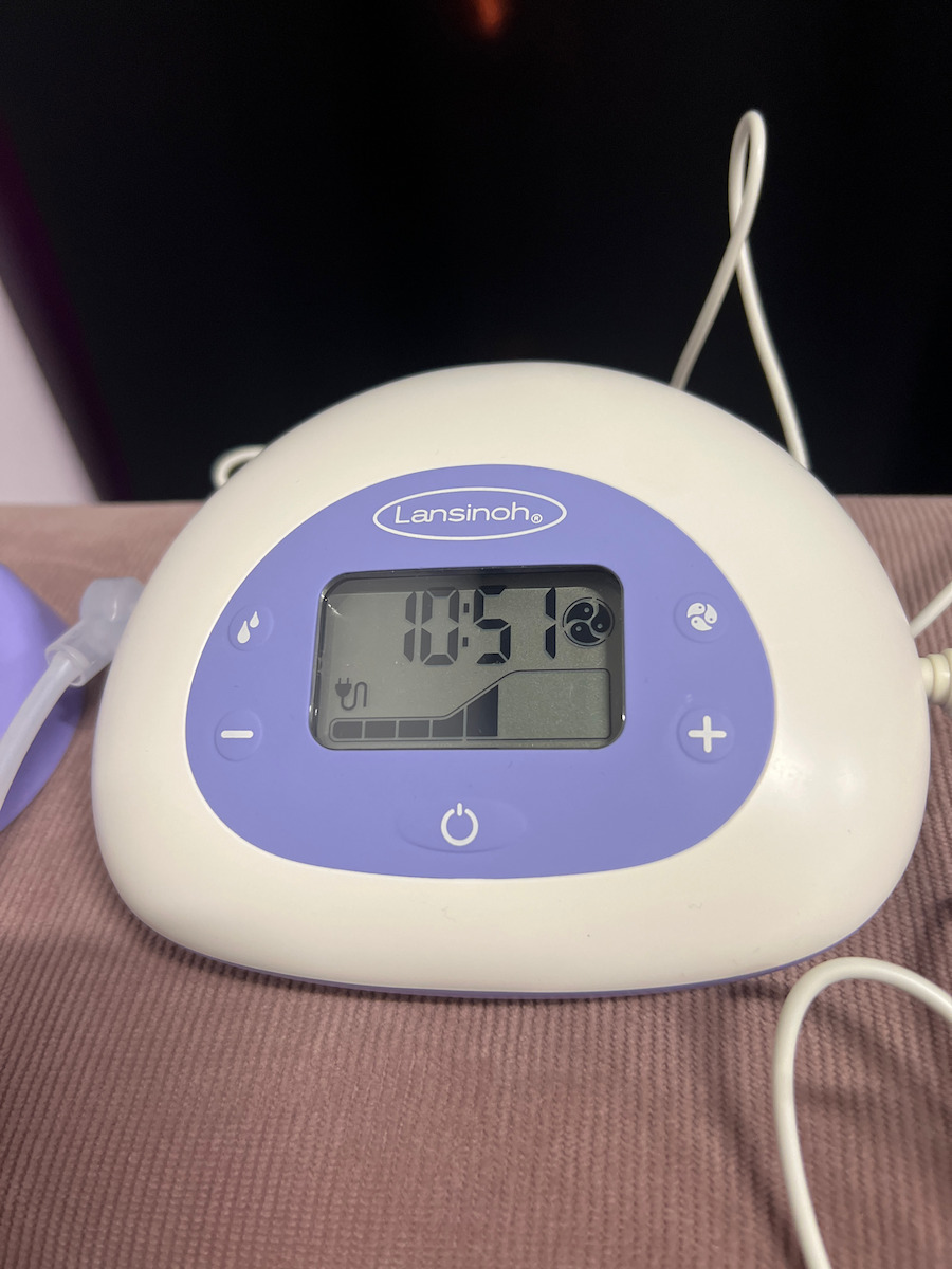 Lansinoh Electric Double Breast Pump Affinity Battery and Electric BPA Free Purple 150ml