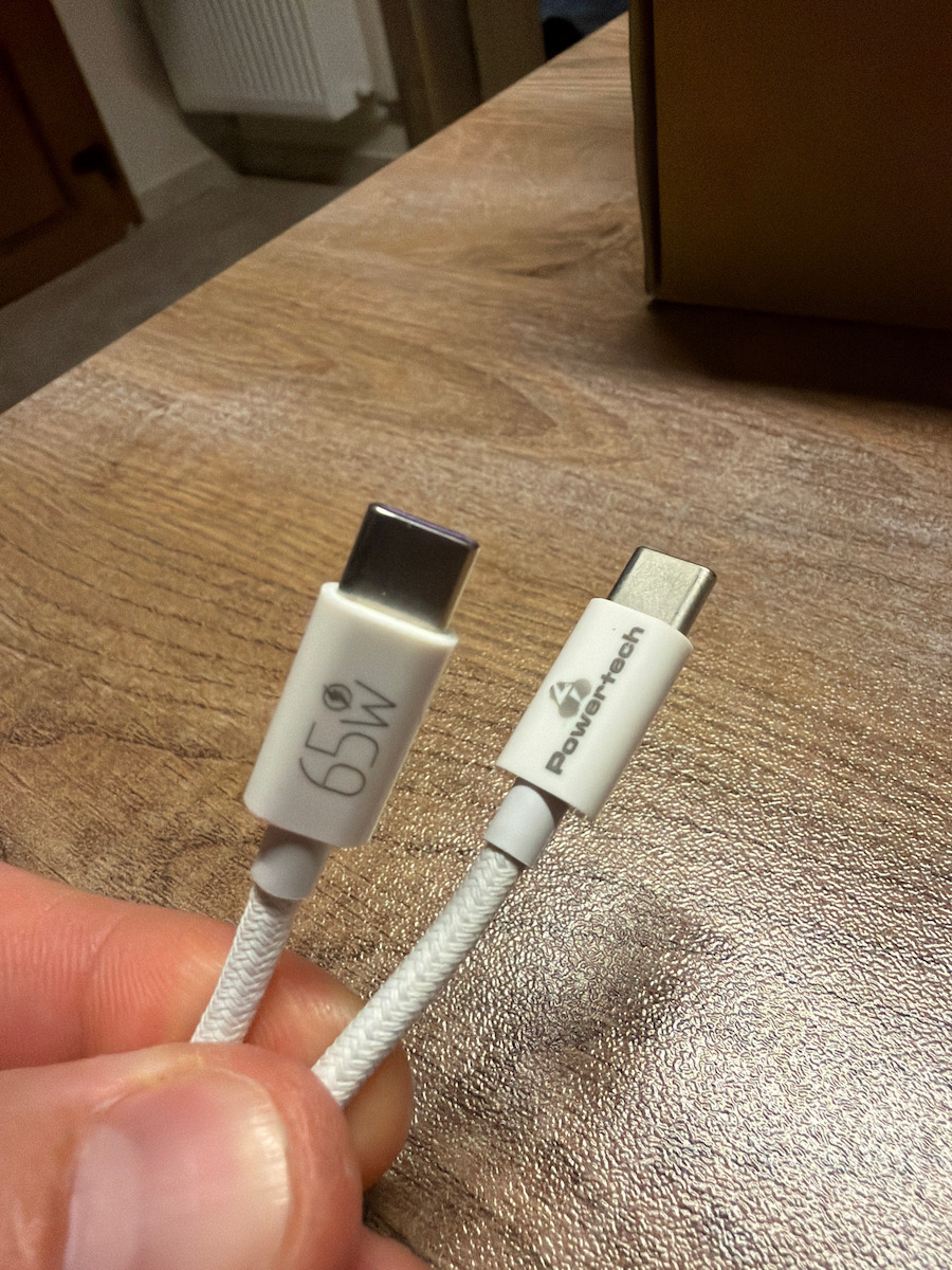 Powertech Braided USB 2.0 Cable USB-C Male - USB-C 65W PD White 1m PTR-0181