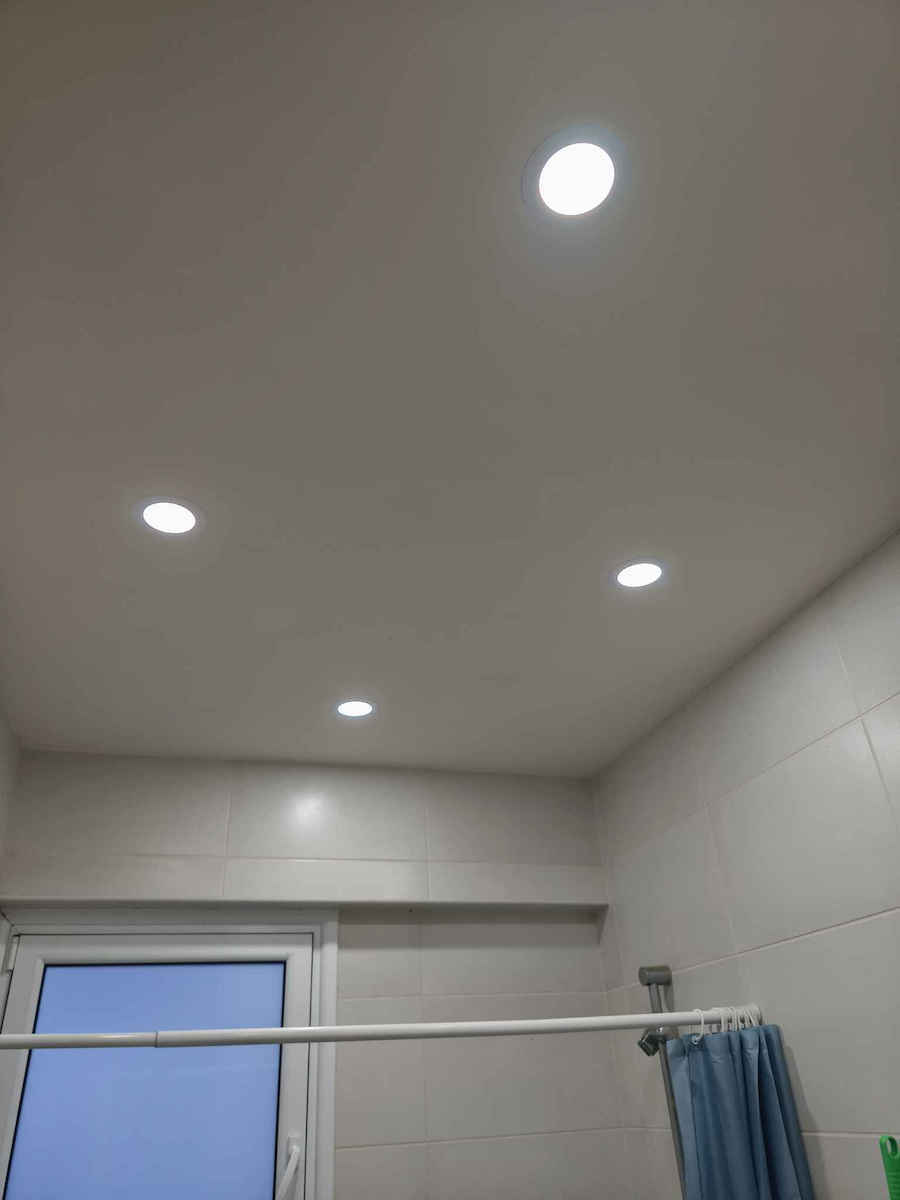 Adeleq Кръгла Металик Вграден Спот с Патрон Вграден LED 6W 450Lm Бял 10.5x10.5см. 1бр