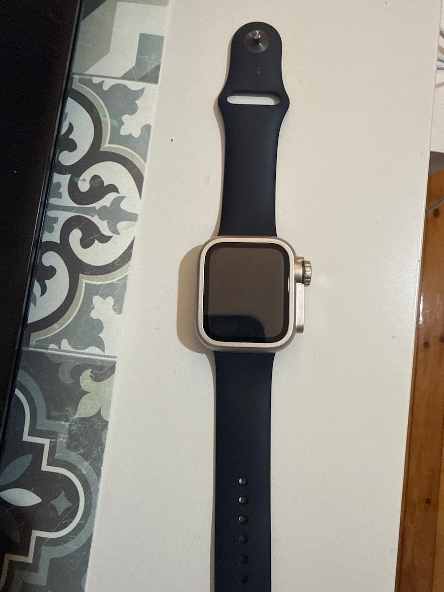 Plastikhülle in Gray Farbe für Apple Watch Serie 6 / 5 / 4 / SE 40mm