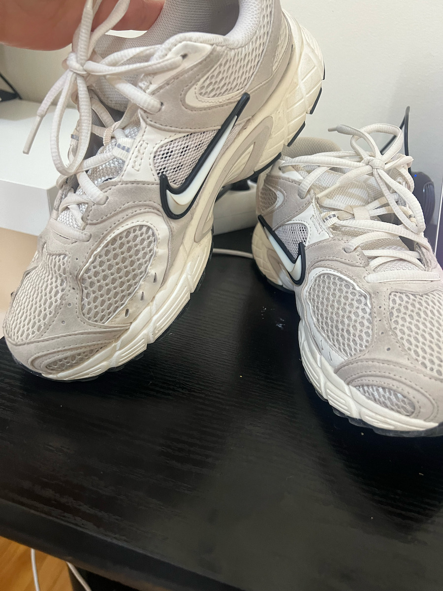 Adidași Pentru Femei 600