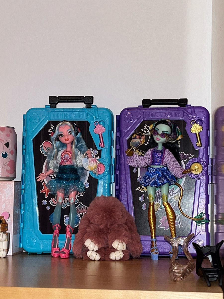 Mattel Skulltimate Secrets 7 Case Lagoona Păpușă Monster High pentru 4+ Ani