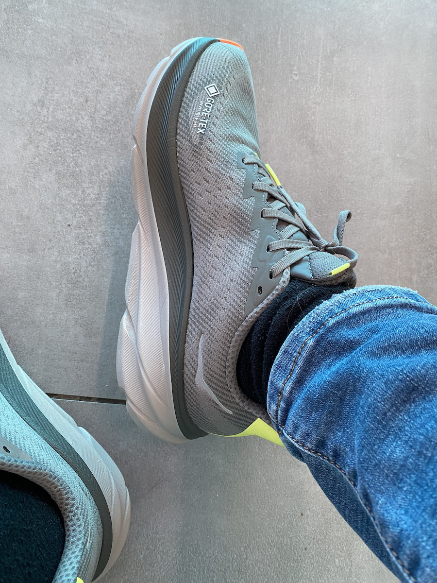 Clifton 9 Sport Shoes Running Waterproof with Gore-Tex Membrane Black