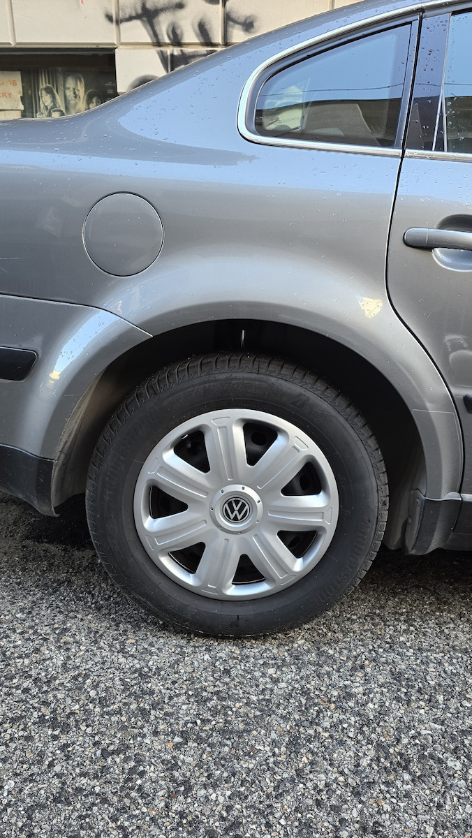 Versaco Set Capace De Roți Auto Compatibile VW 4 Bucăți 15 Argintii/Argintii