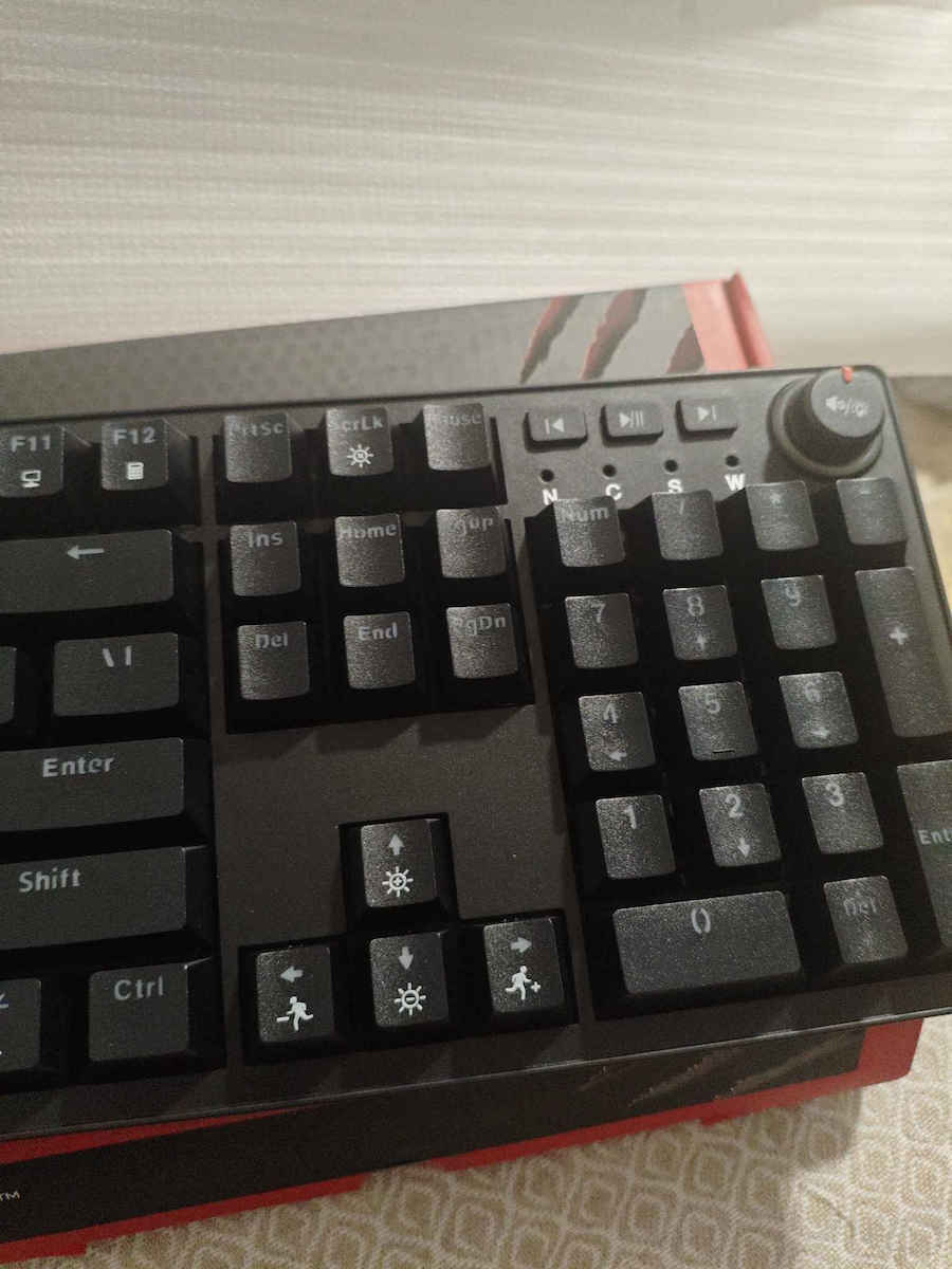 Zeroground Sakimo v2.0 Gaming Μηχανικό Πληκτρολόγιο με Outemu Red διακόπτες και RGB φωτισμό (Αγγλικό US)